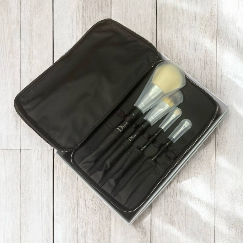 Brand New Dior Backstage Make-up Brushes and Travel Pouch